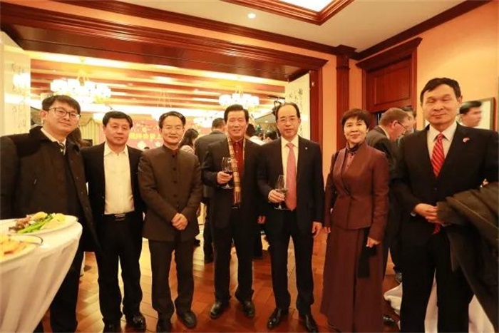 焦点平台官方网站图片