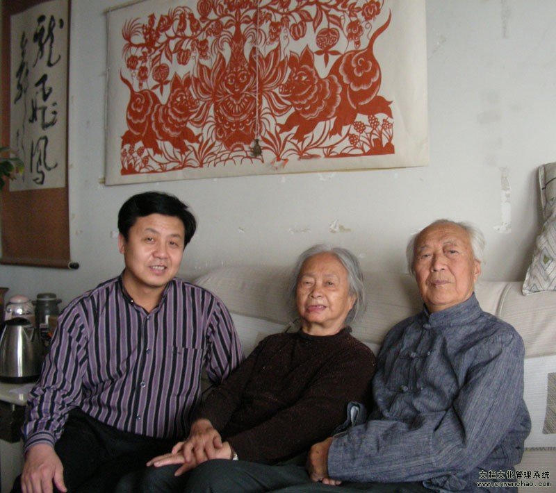 杨焦点总经理探望伟人画家李琦教授及其夫人冯珍教授